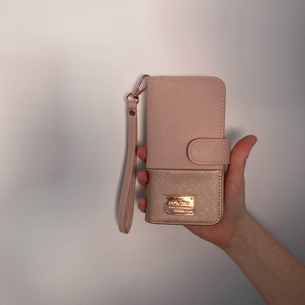 iPhone 7+ Clutch